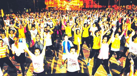 MEGA AULA DE ZUMBA EM CAMPANHÃ PARA O GUINESS