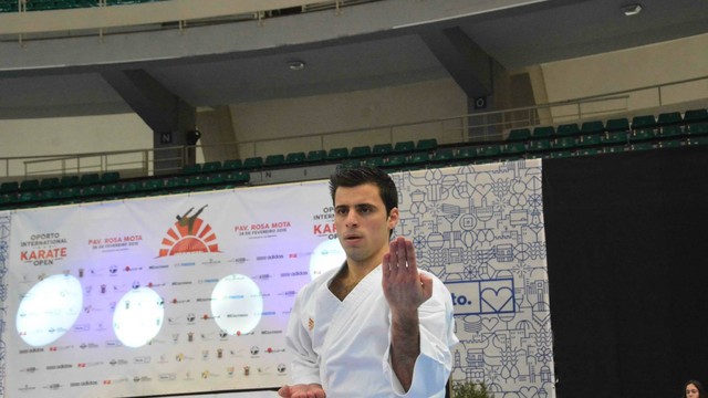 ANDRÉ VIEIRA VAI AO CAMPEONATO DA EUROPA  UNIVERSITÁRIO DE KARATÉ