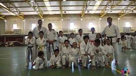 GRUPO DE KARATÉ - CKGDMA 