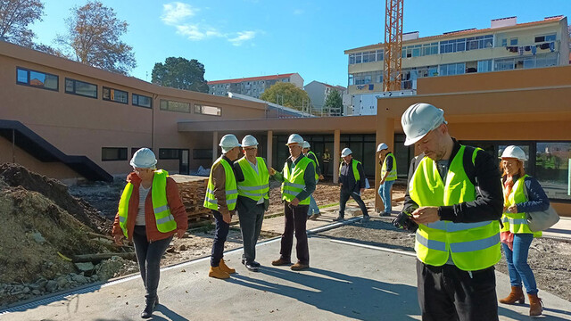 Visita às obras da escola básica do Falcão